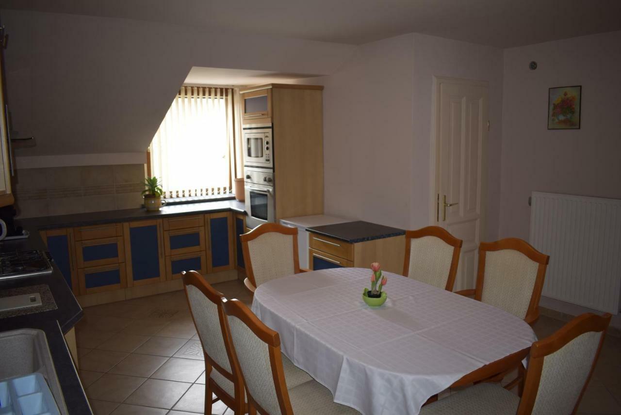 Taverna Panzio Sopron Exteriör bild